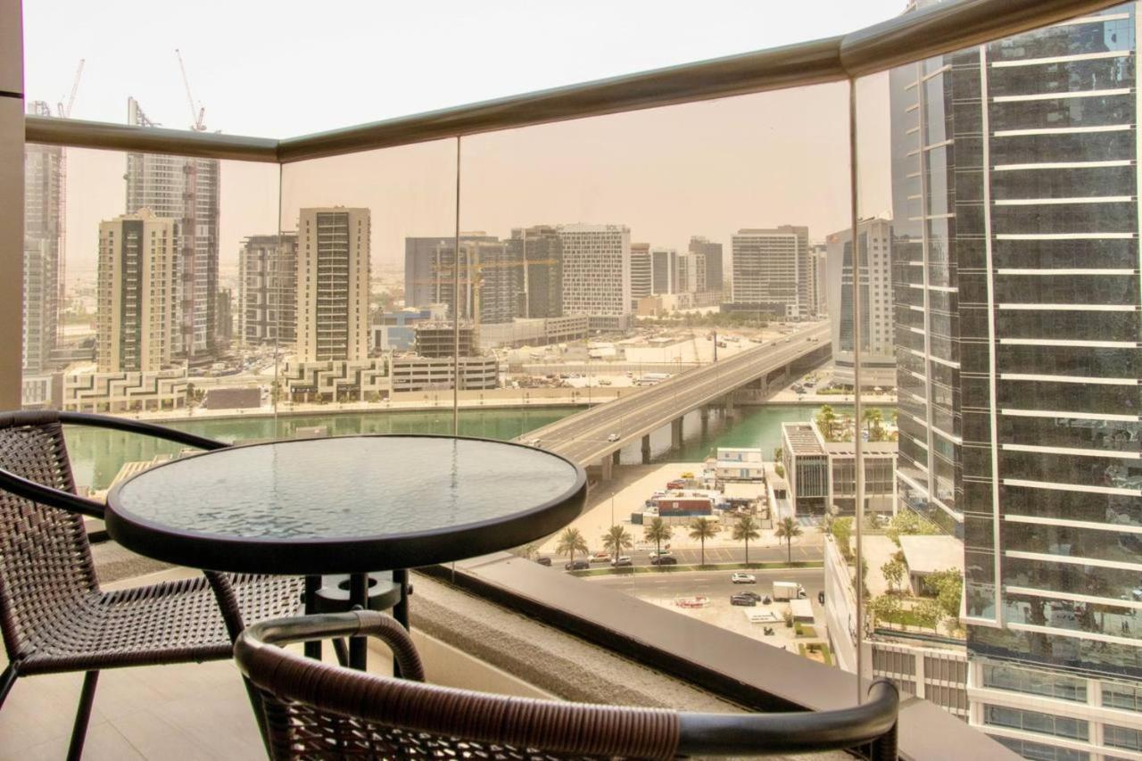 Aws Homes - Luxurious High Floor Studio With Breathtaking View Dubai Esterno foto