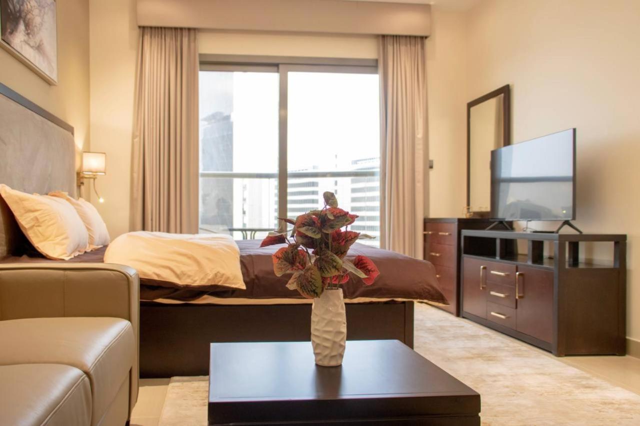 Aws Homes - Luxurious High Floor Studio With Breathtaking View Dubai Esterno foto