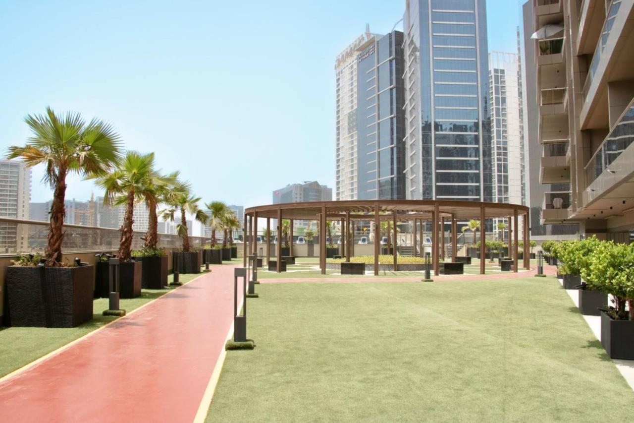 Aws Homes - Luxurious High Floor Studio With Breathtaking View Dubai Esterno foto